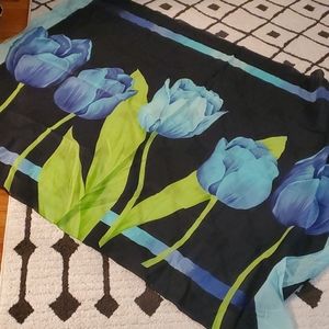Bloomingdale's Tulip Scarf
